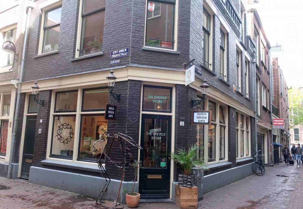 Amsterdam Wallen Project 1012 UpCylcle Store