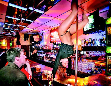 Stripclub in Red Light District La Vie en Proost