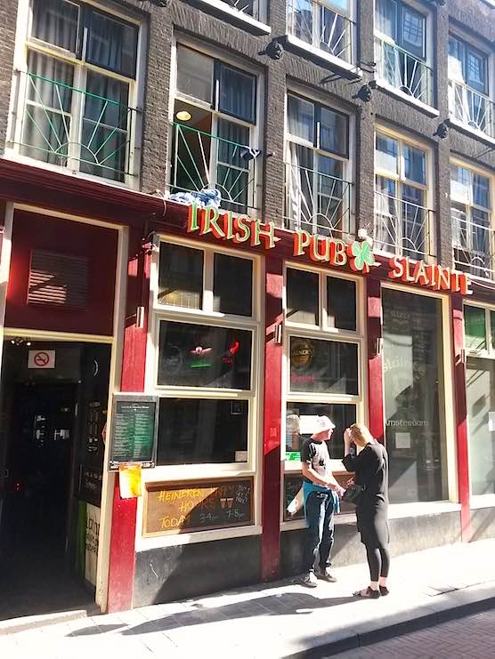 Amsterdam-Red-Light-District-Cafe-Irish-Pub-Slainte-small