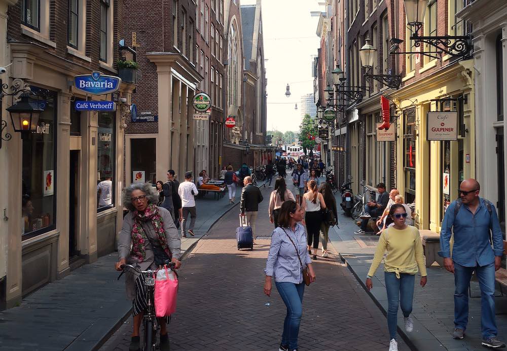 nice bars red light district