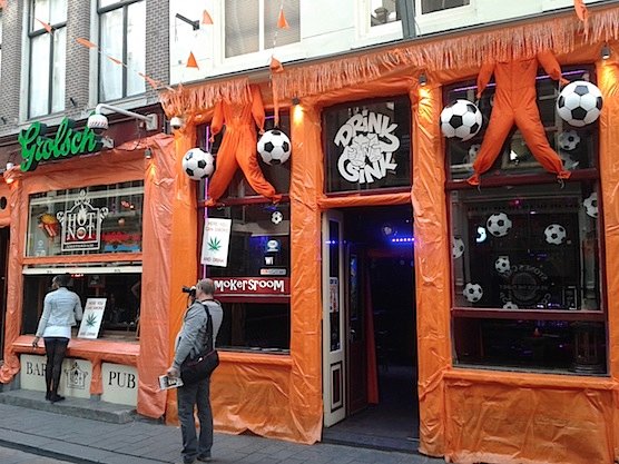 Cafe Hot or Not in Amsterdam's Red Light District