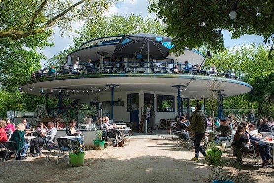 10 tips hot summer days in Amsterdam. Blue Tea House in Amsterdam's Vondelpark