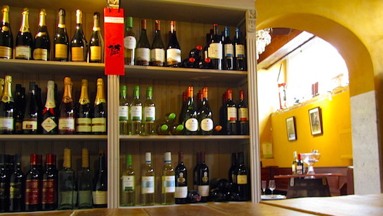 The only secret wine cellar in Amsterdam