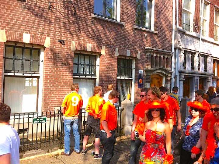 Urine Recycling In Amsterdam Kingsday 2016