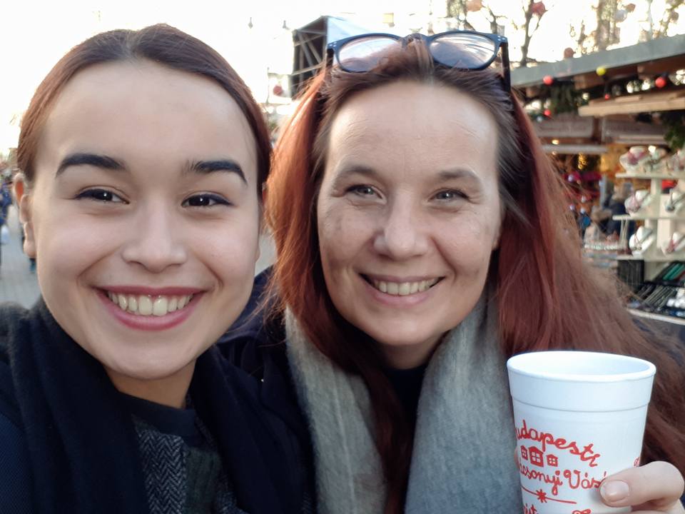 Mariska Majoor And Daughter