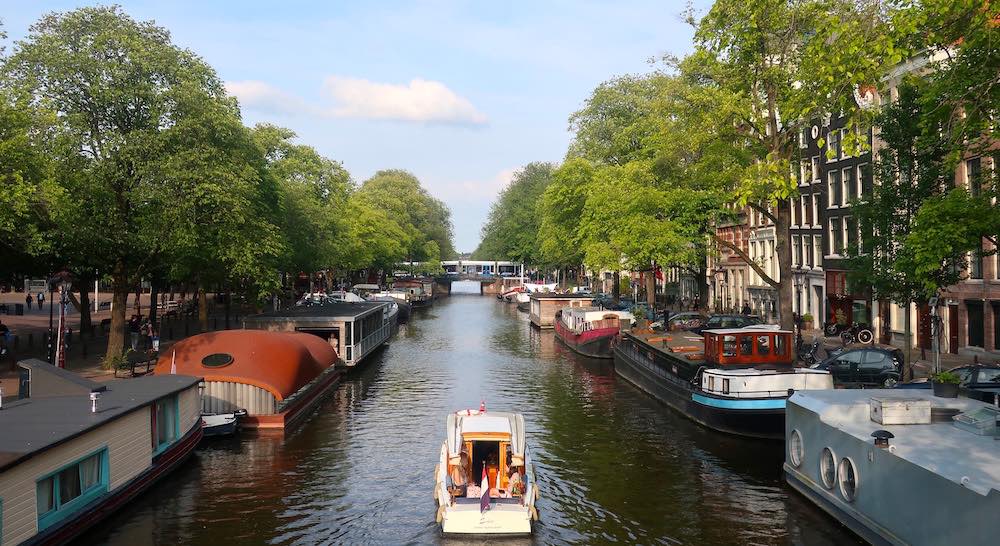 amsterdam canal cruise