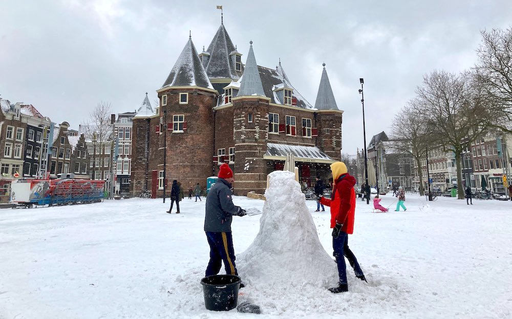 does it snow in amsterdam