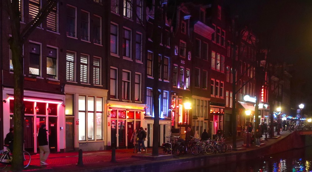 Oudezijds Achterburgwal