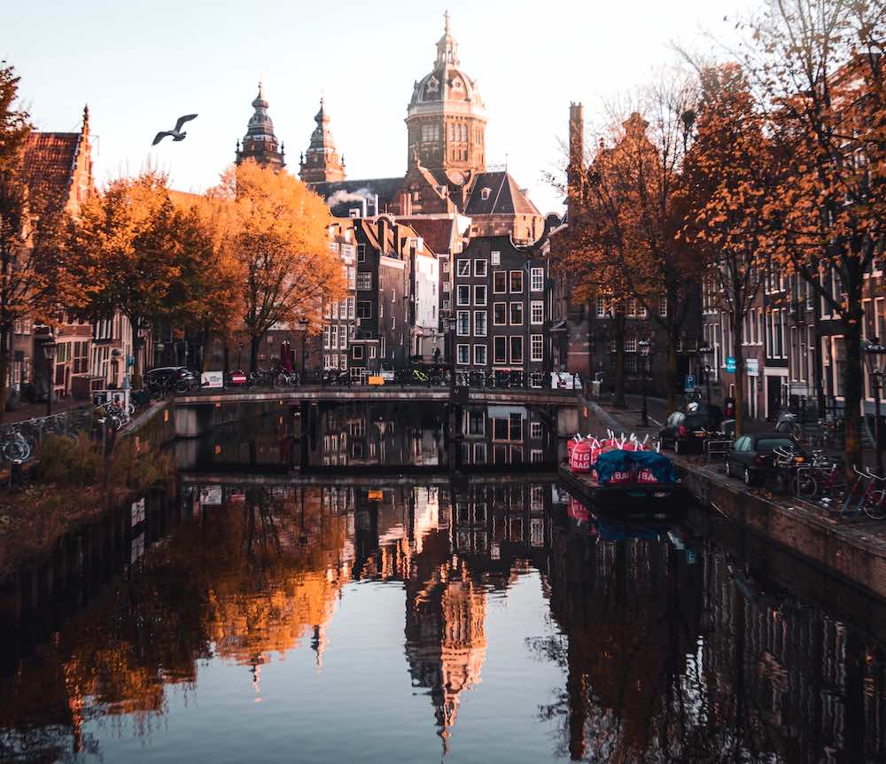 Oudezijds Voorburgwal gracht