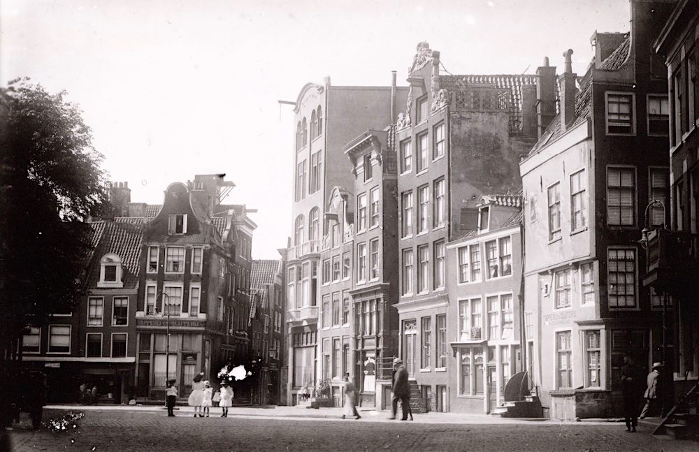 Amsterdam History